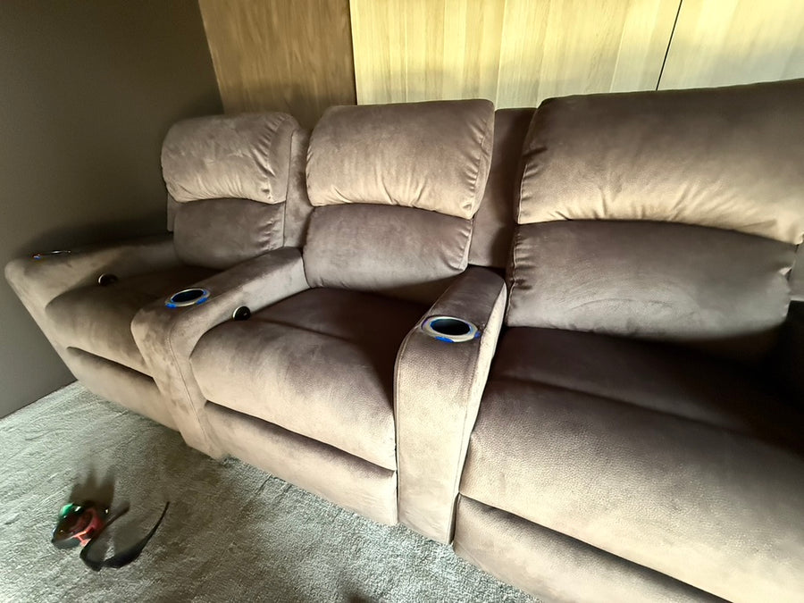 Commercial gallery — photo 24