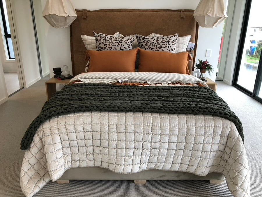 Beds and bedheads gallery — photo 36