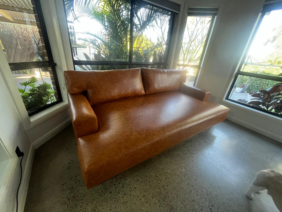 Commercial gallery — photo 32