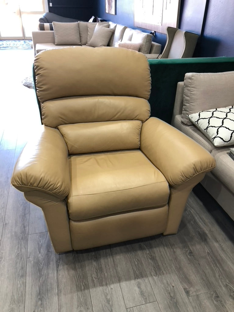 Commercial gallery — photo 47
