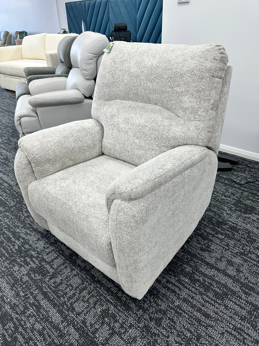 Commercial gallery — photo 127