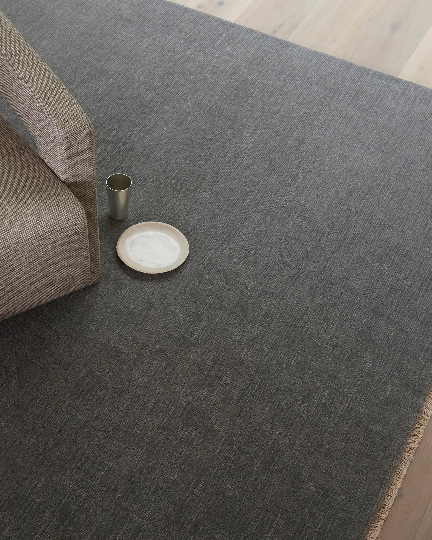 Alessandre Wool Rug | Handmade Luxury Rugs in 6 Colours – Weave