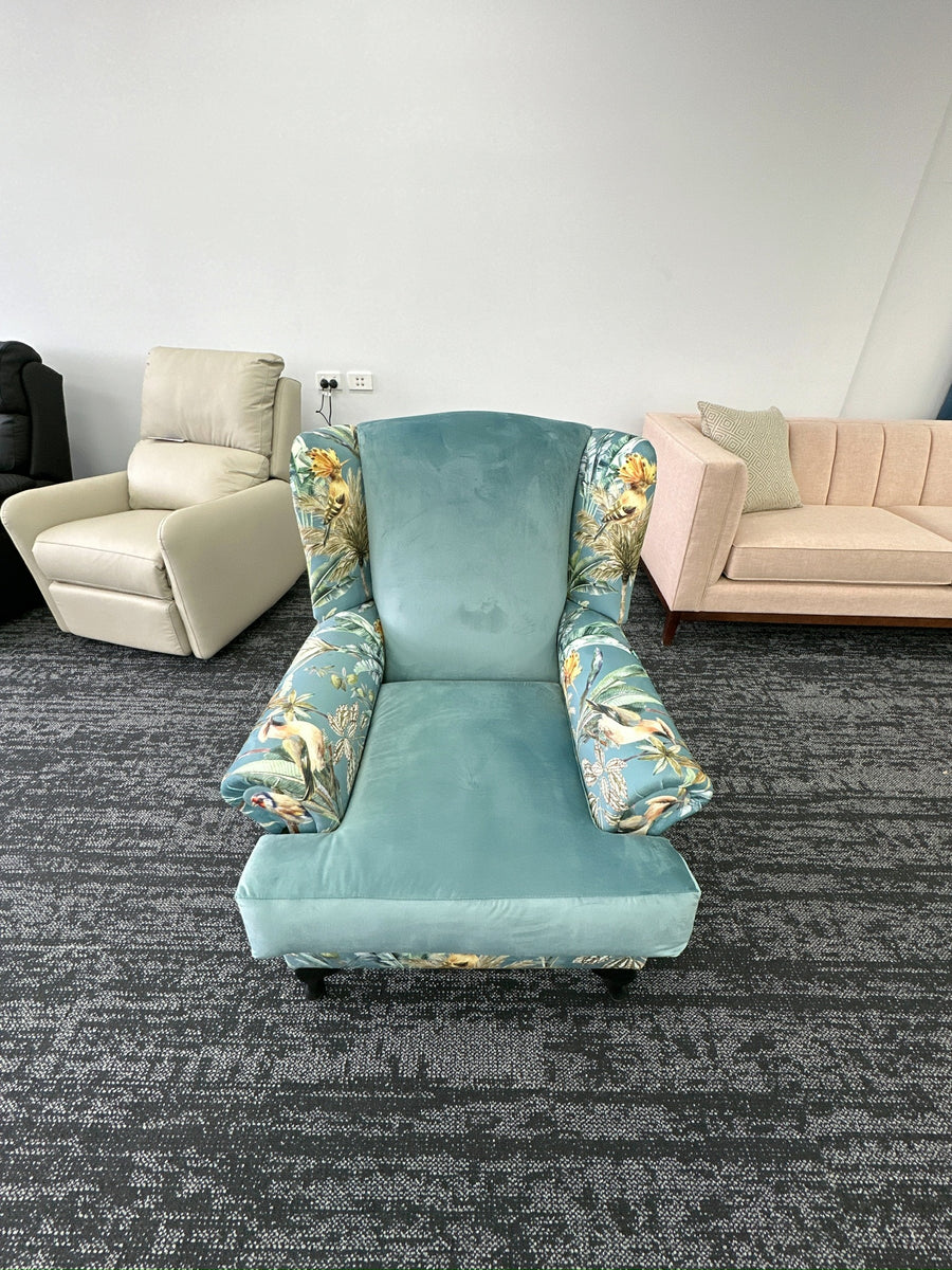 Custom lounges gallery — photo 44