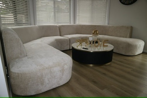 Custom bay window lounge