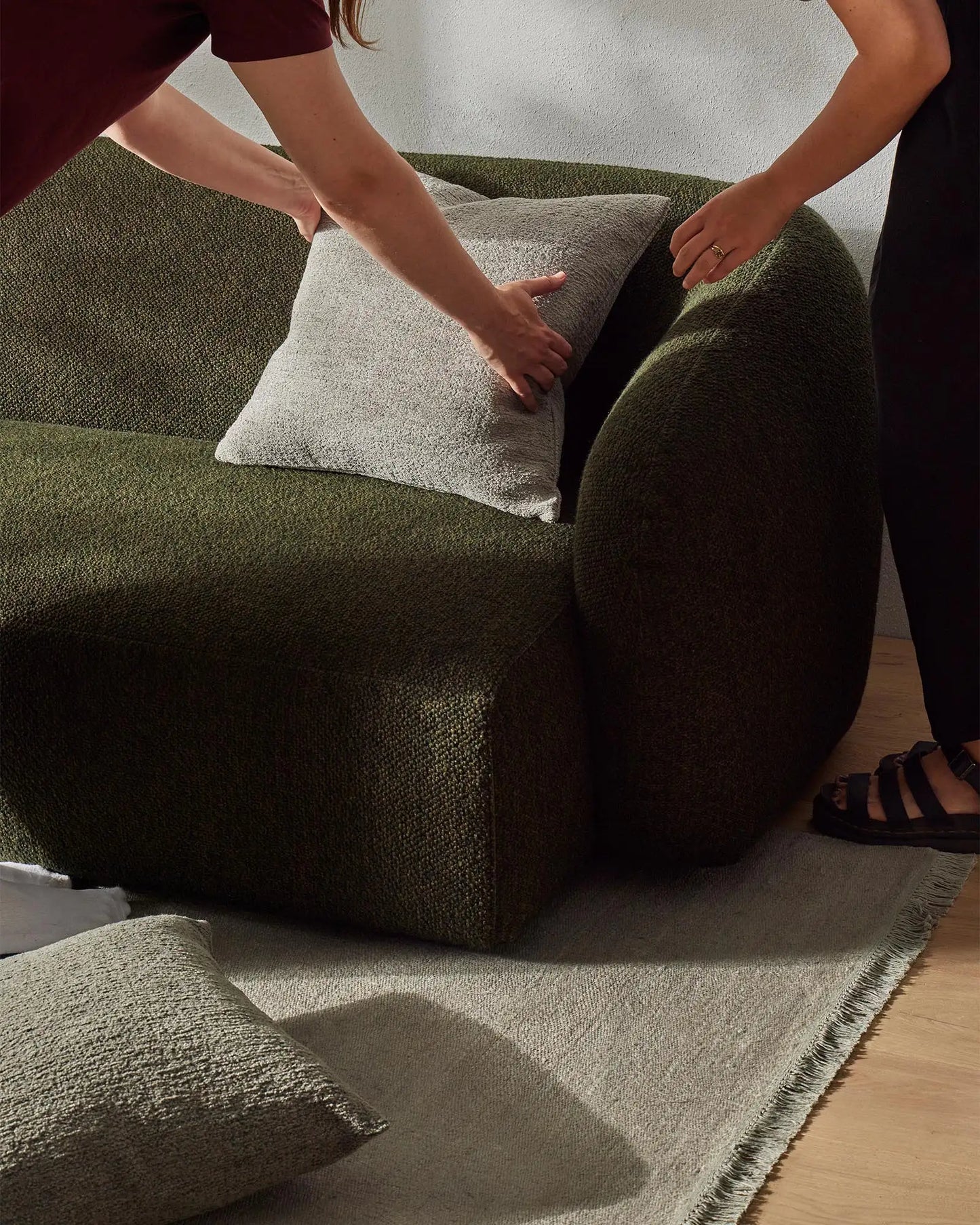 Emilio Rug | Handwoven Linen Rug in 5 Colours - Weave