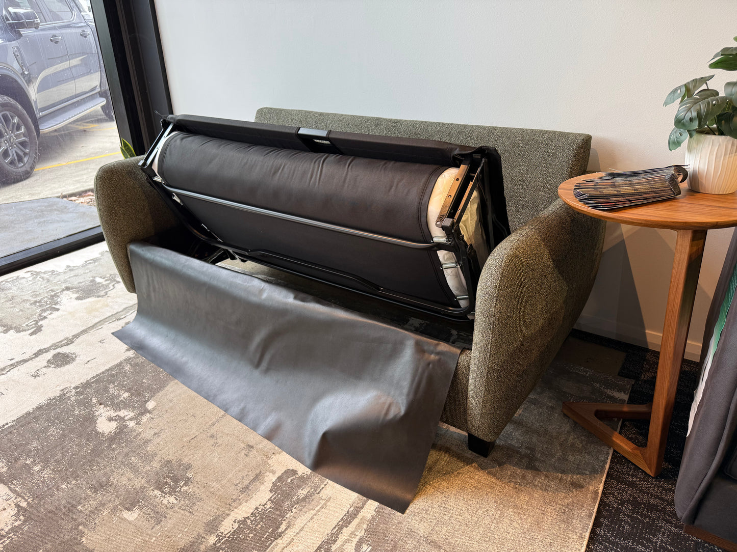 Plateau 2 1/2 SEATER WITH DOUBLE SOFABED