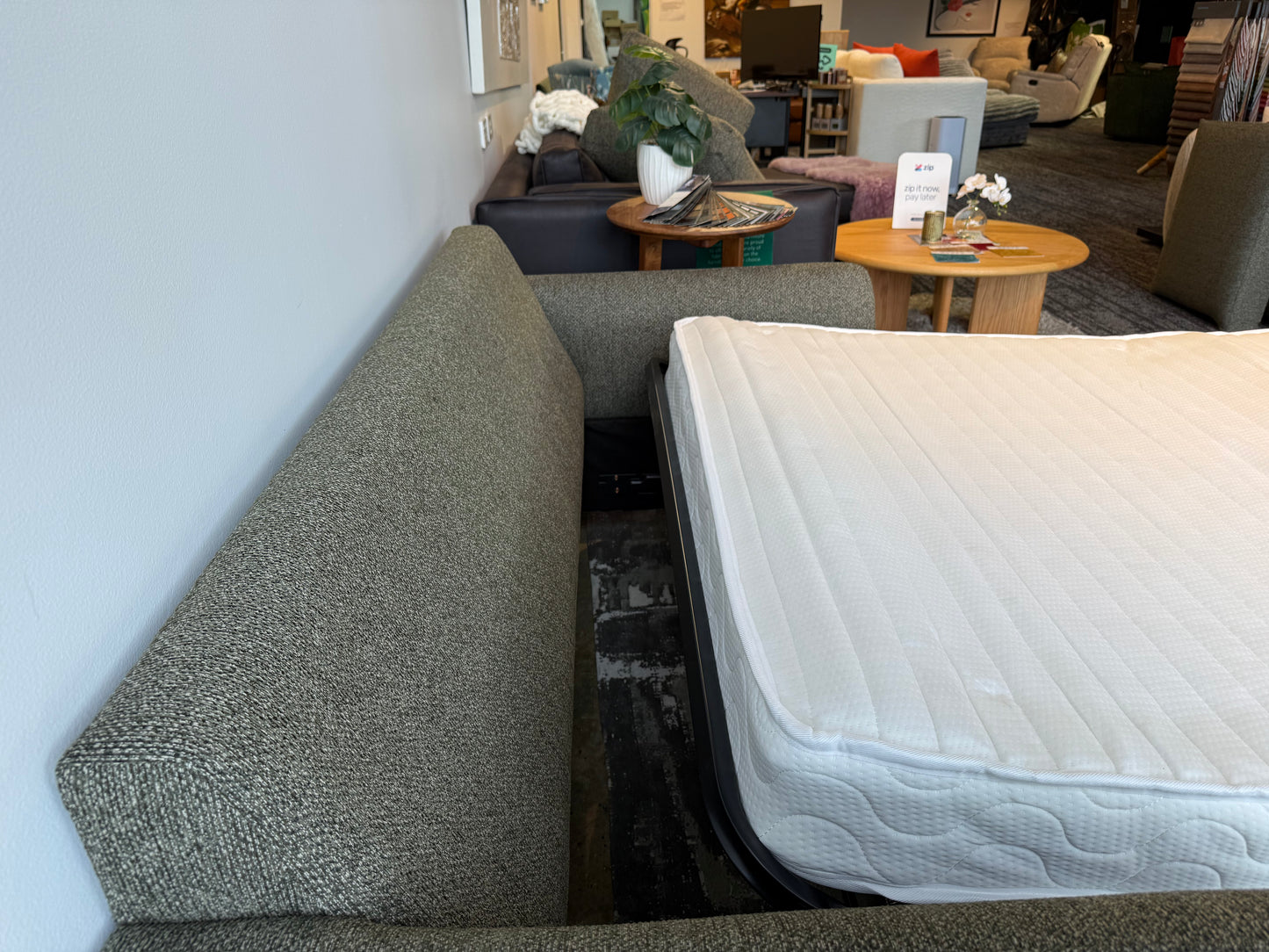 Plateau 2 1/2 SEATER WITH DOUBLE SOFABED